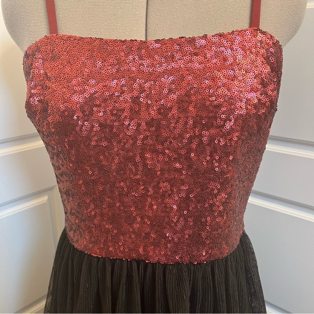 Dress the Population Kady Dress in Merlot NWT Size Medium - Picture 2 of 7